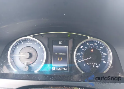 2016 Toyota Camry Le z USA, uszkodzony, nr VIN 4T1BF1FK8GU502078